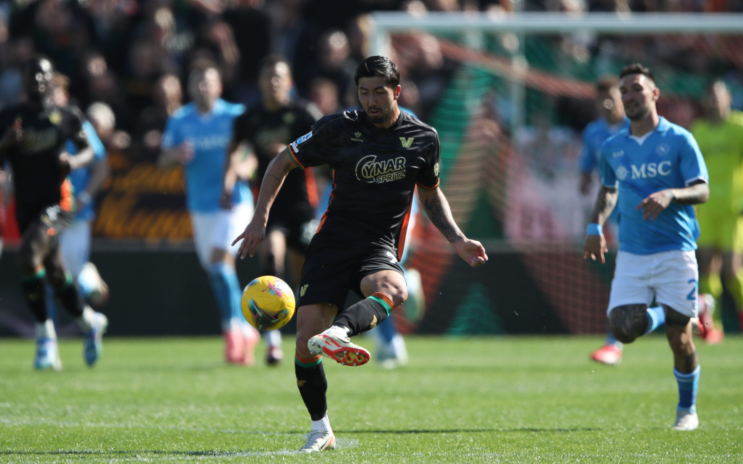 Genoa, Ellertsson si presenta: “Il Ferraris è uno spettacolo. Messi il mio idolo”