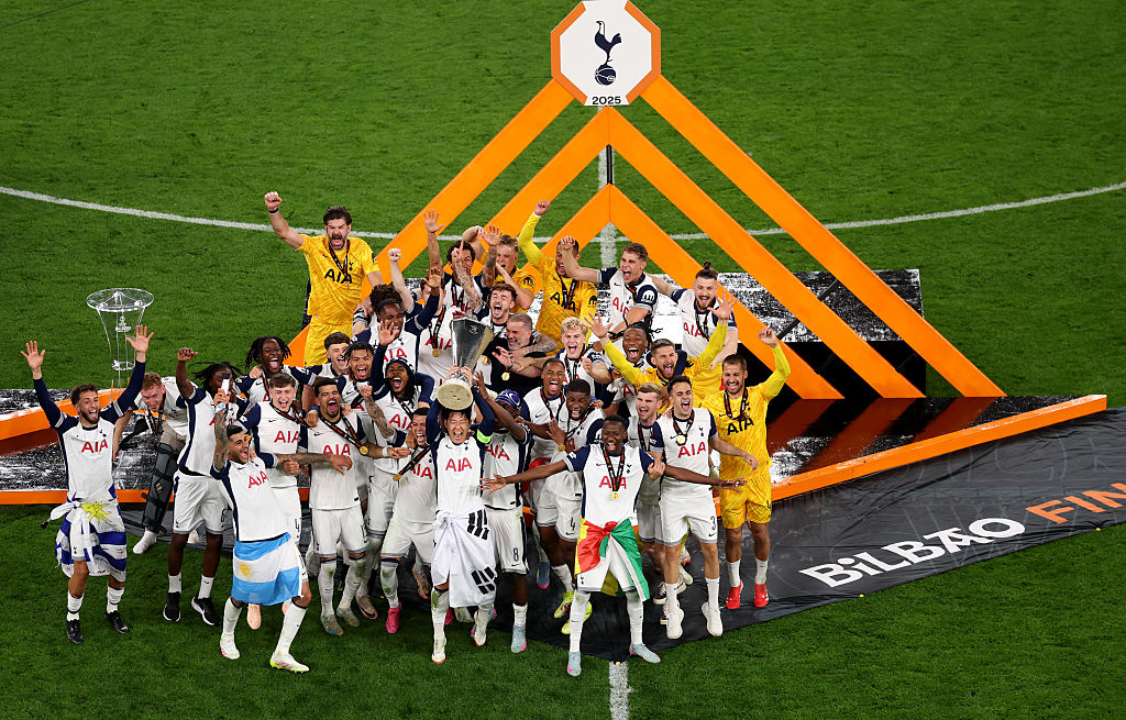 Europa League, trionfo del Tottenham: tre ex rossoblù protagonisti