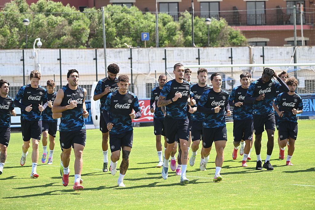 Napoli-Genoa, obiettivi diversi in campo al Maradona