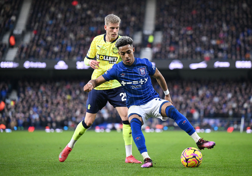 Genoa, Gronbaek è in arrivo: i dettagli del contratto