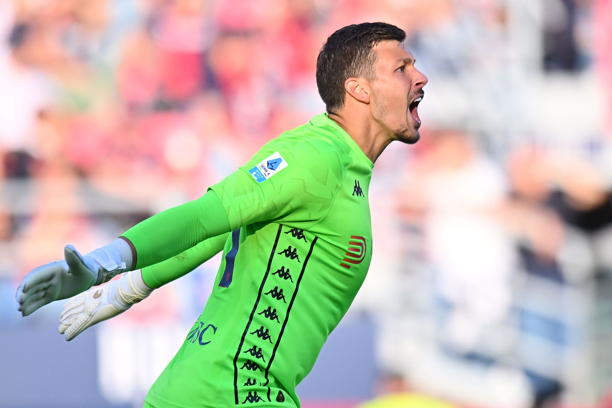 Sacha Tavolieri: "Siegrist torna al Genoa per un altro anno"