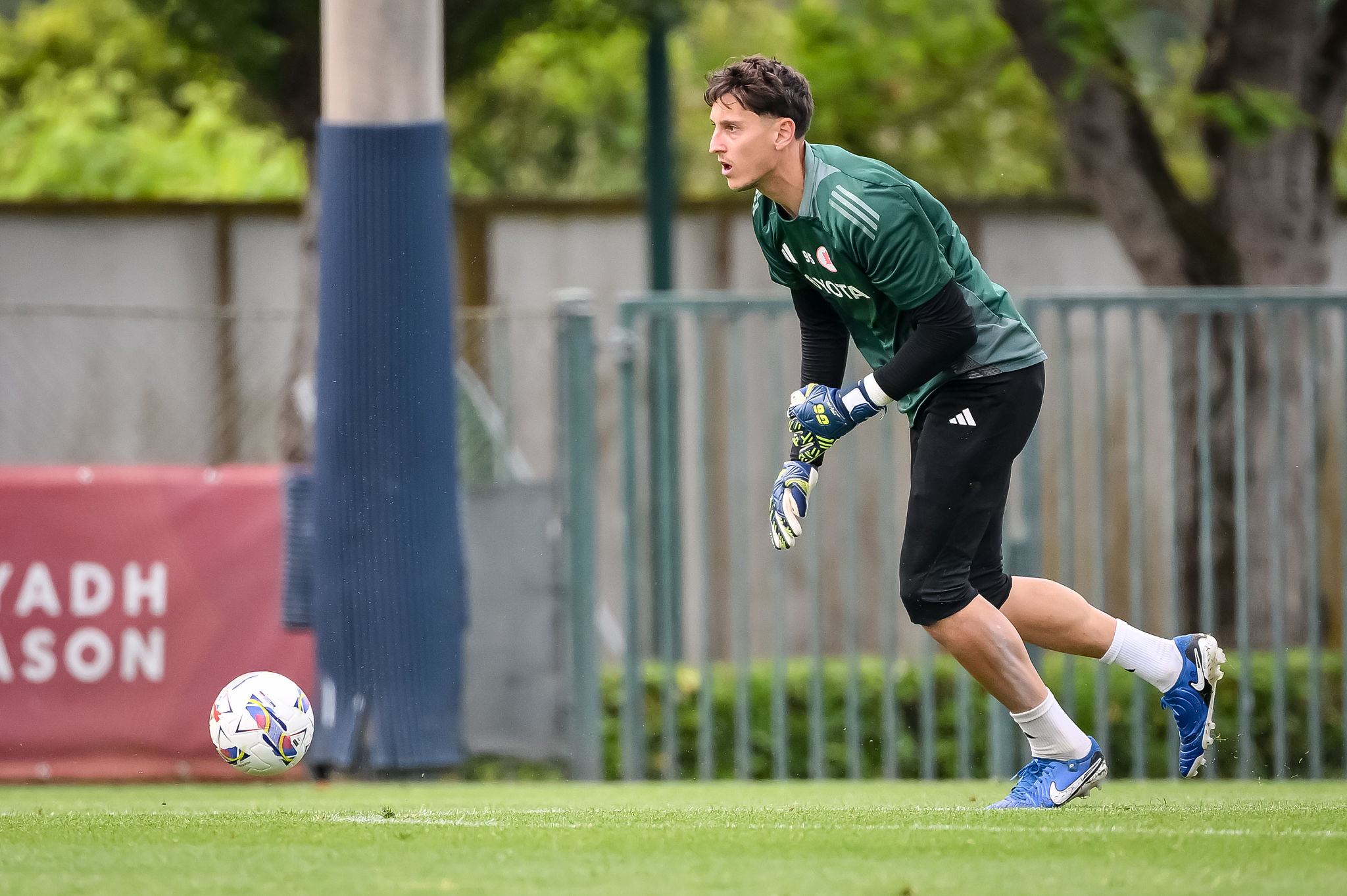 Roma, l’ex Genoa Gollini torna a Trigoria: trattativa sospesa con la Cremonese