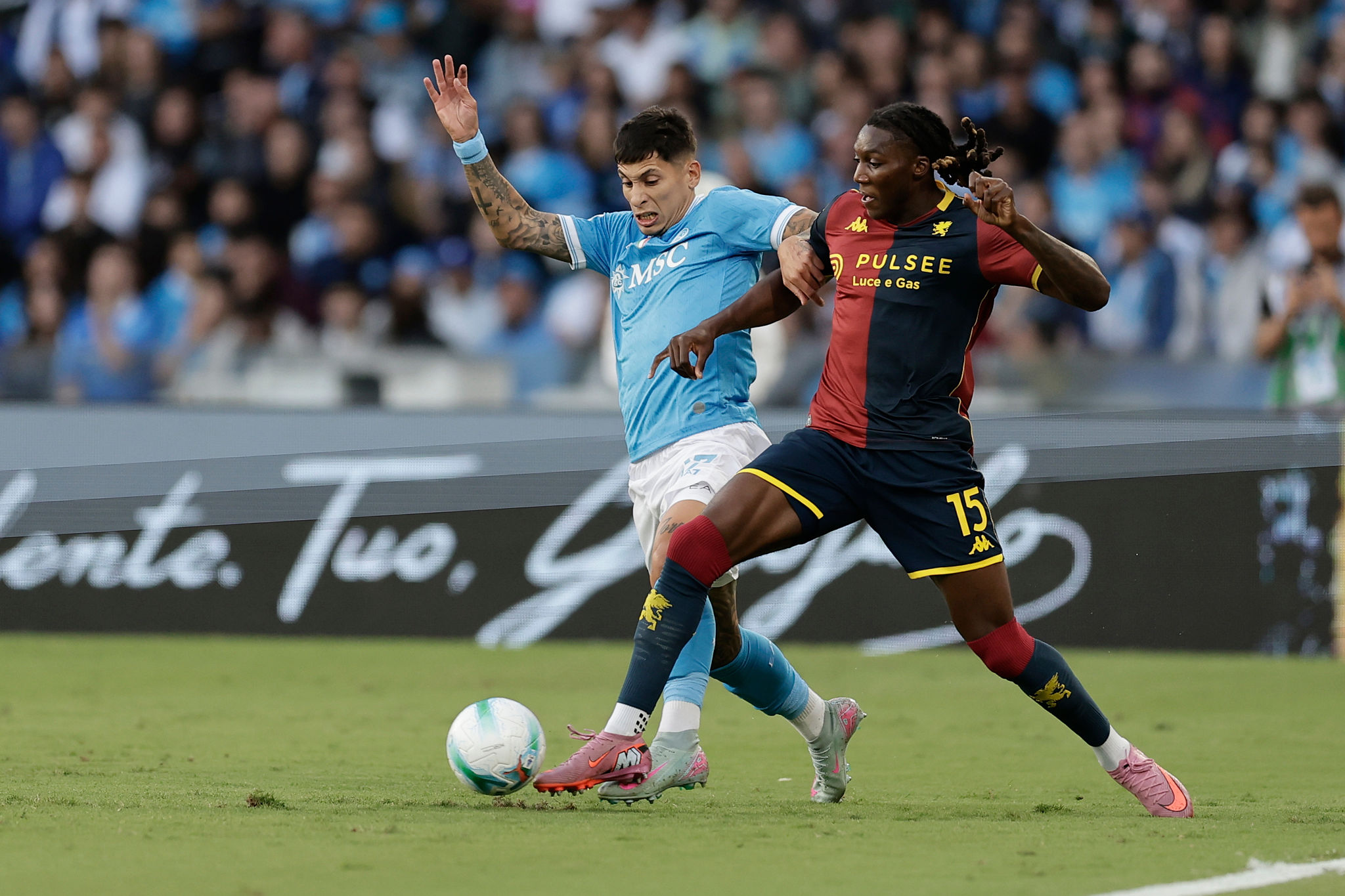 Genoa, Norton-Cuffy nel mirino della Juventus per la fascia