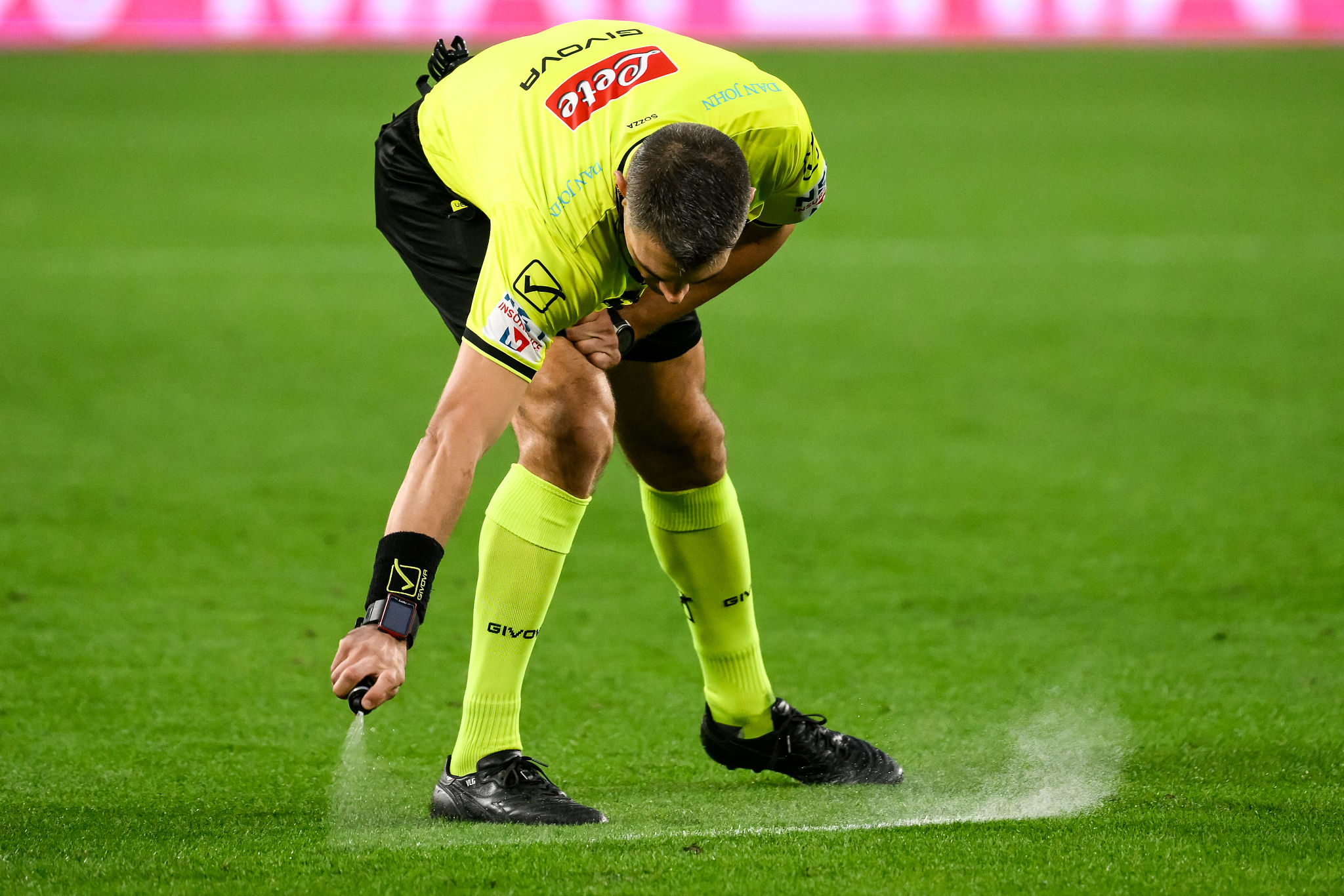 Genoa-Parma, ecco la squadra arbitrale per la settima giornata di Serie A