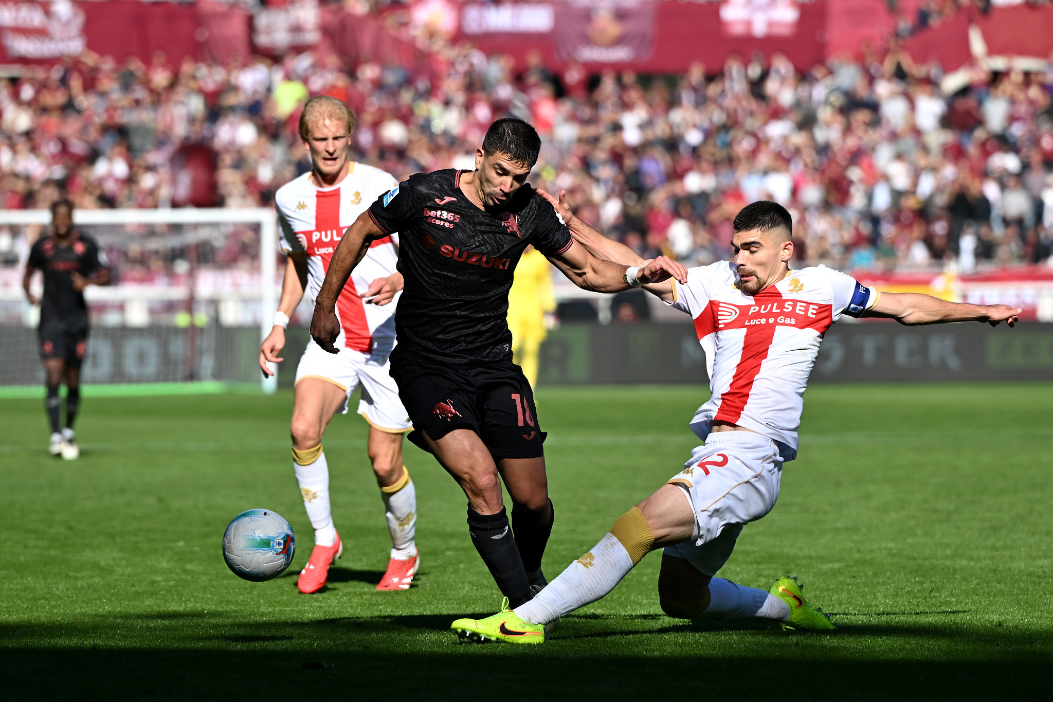 Torino-Genoa 2-1: rimonta granata, Vieira amaro