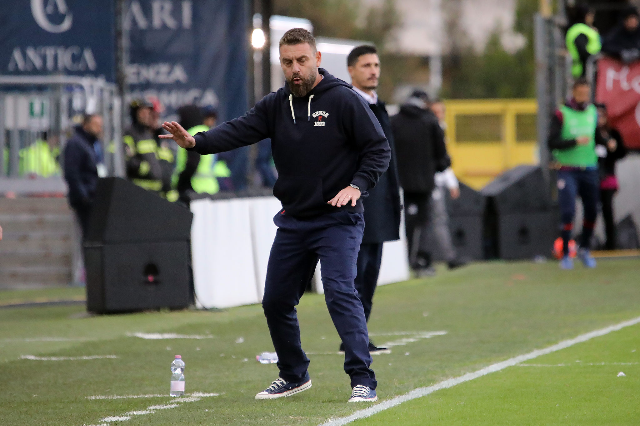 De Rossi carica il Genoa: "Guai a sottovalutare il Verona"