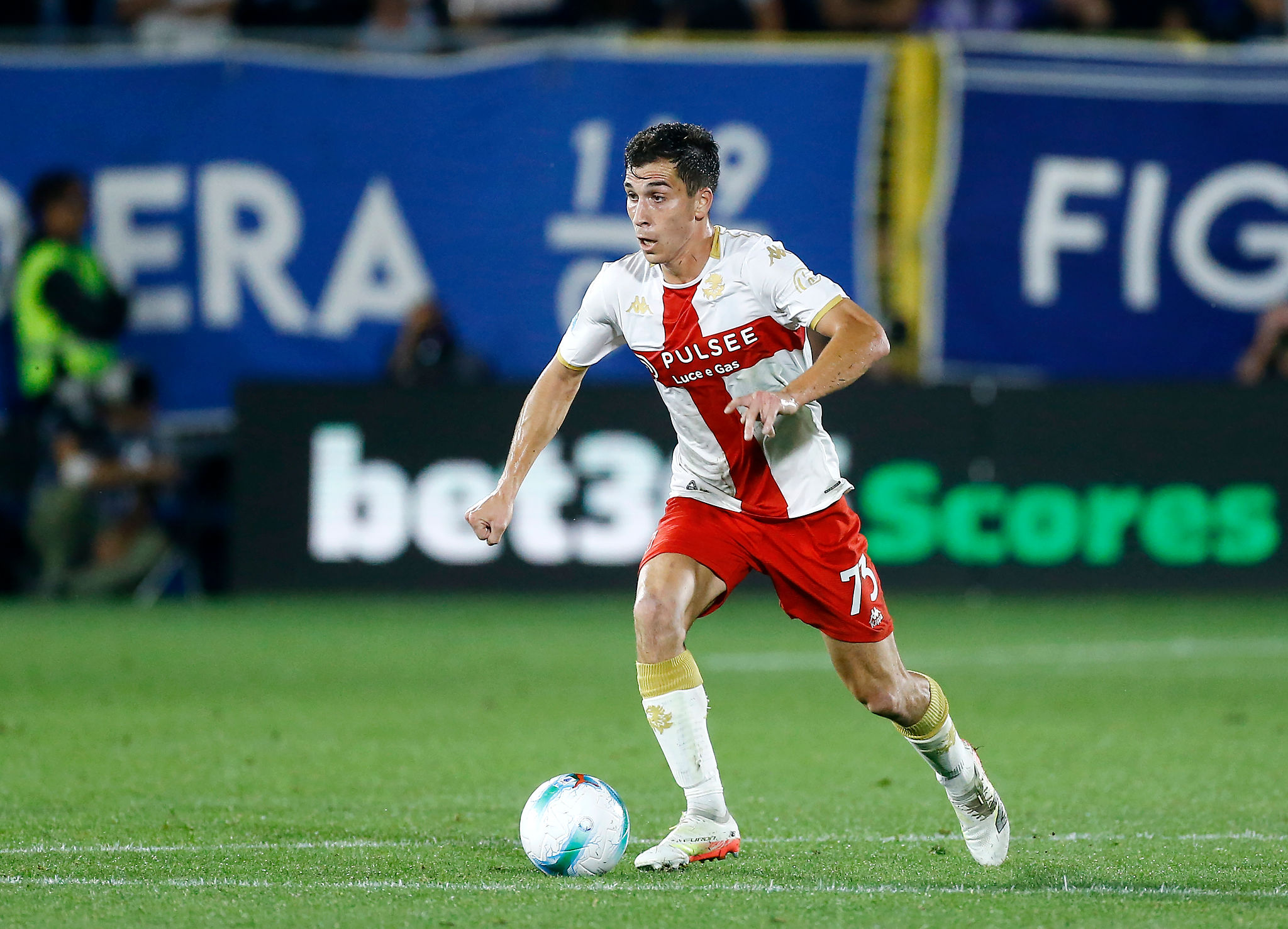 Genoa, Ostigard torna in gruppo ma sono cinque gli assenti contro l'Atalanta