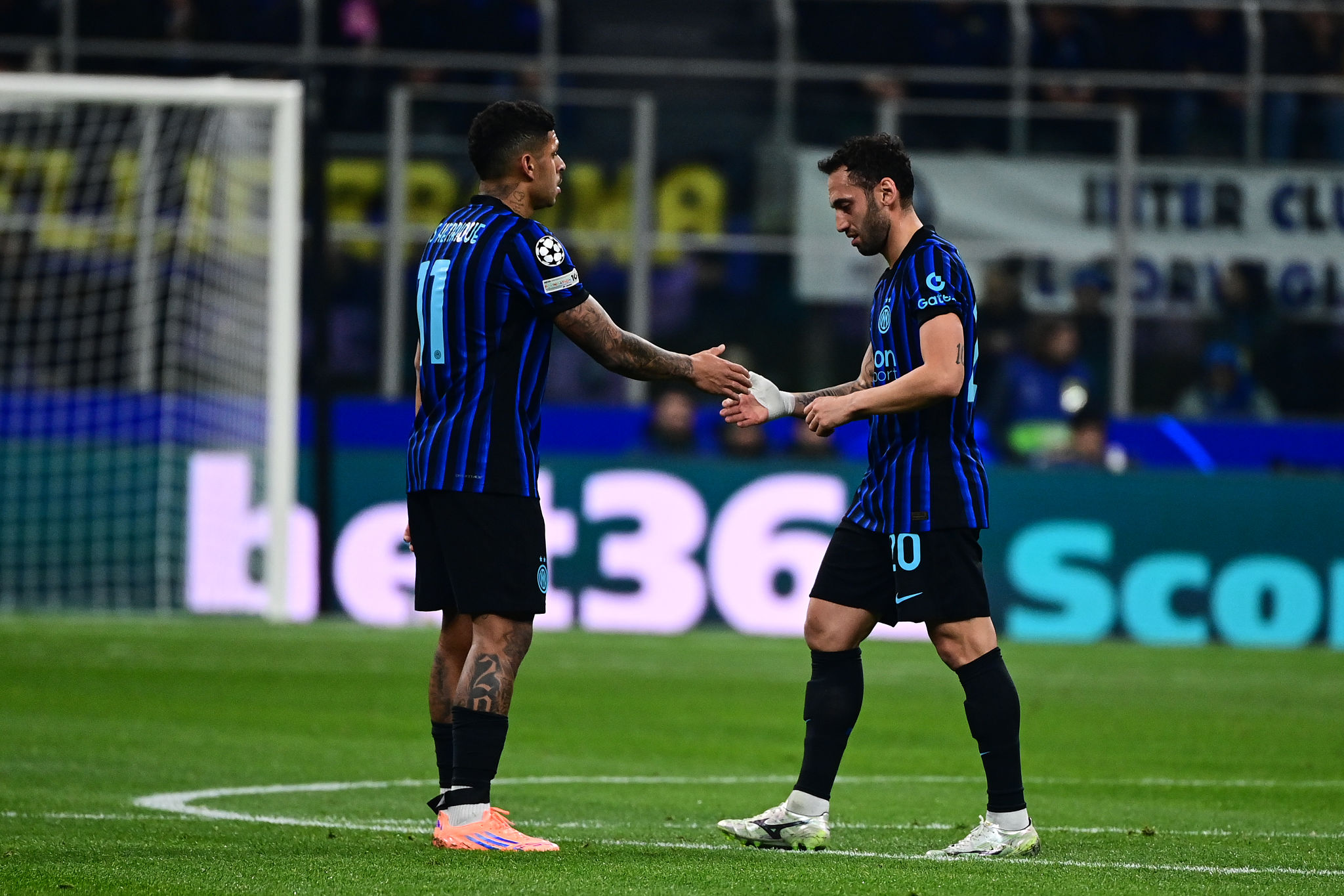 Inter in ansia per Calhanoglu e Acerbi in vista della trasferta di Genova