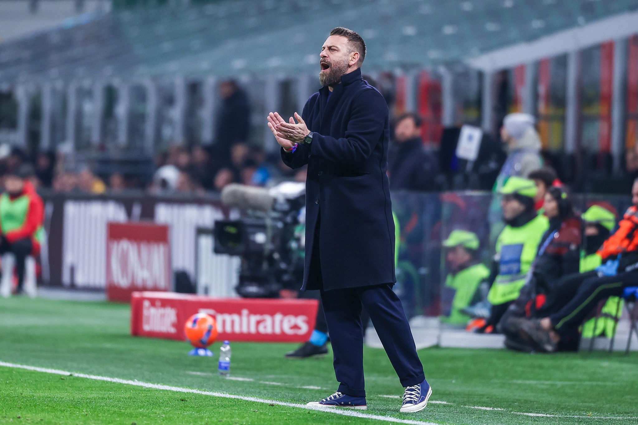 De Rossi non ci sta: 'Dal Milan mi aspetto altri comportamenti, non siamo gli scemi del villaggio'