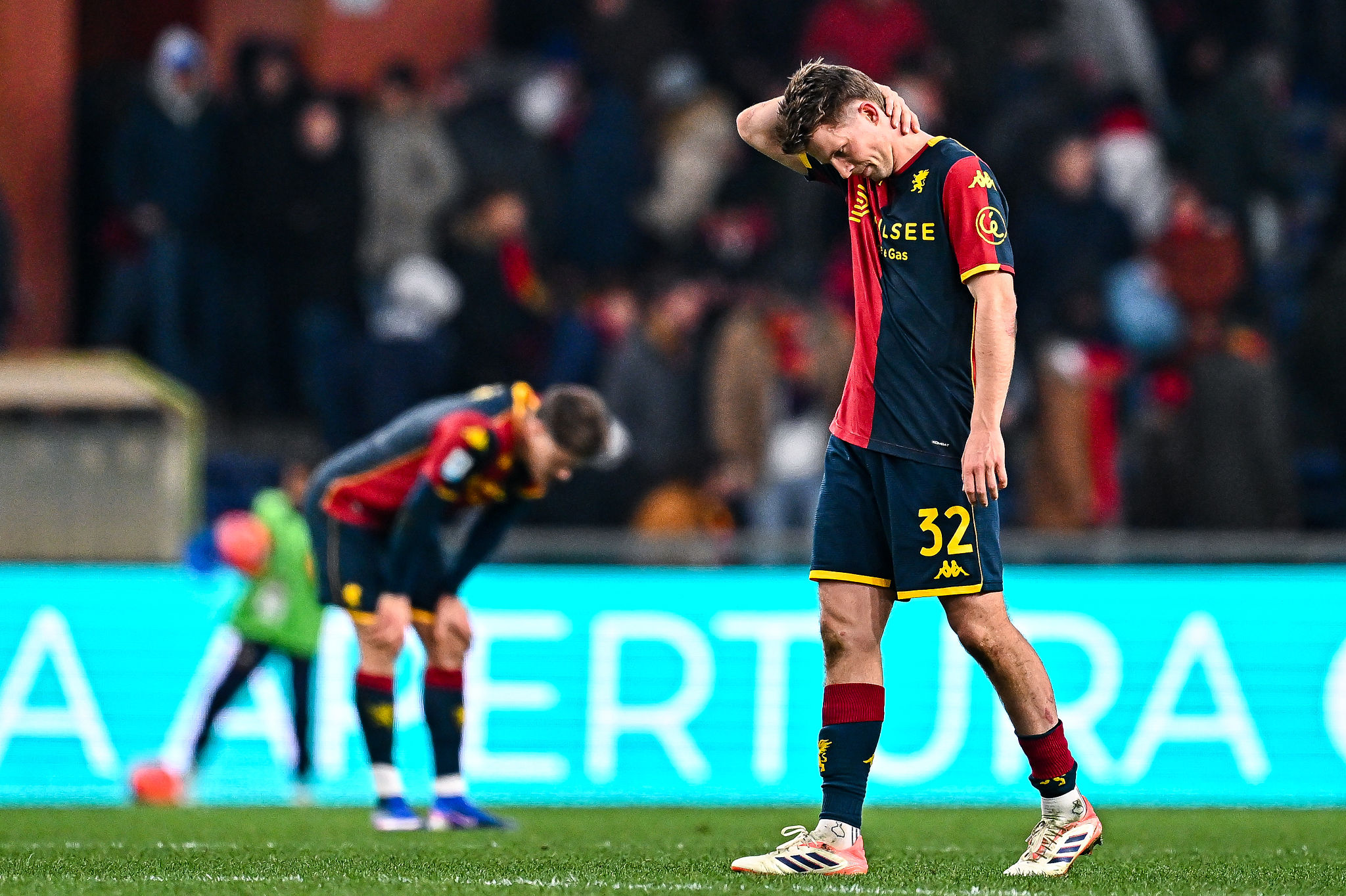 Genoa a San Siro: una storia di sfide contro il Milan tra pareggi recenti e vittorie storiche