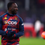 Genoa, Cornet prova a scavare la buca sul dischetto. Ma Cataldi segna e la Lazio vince