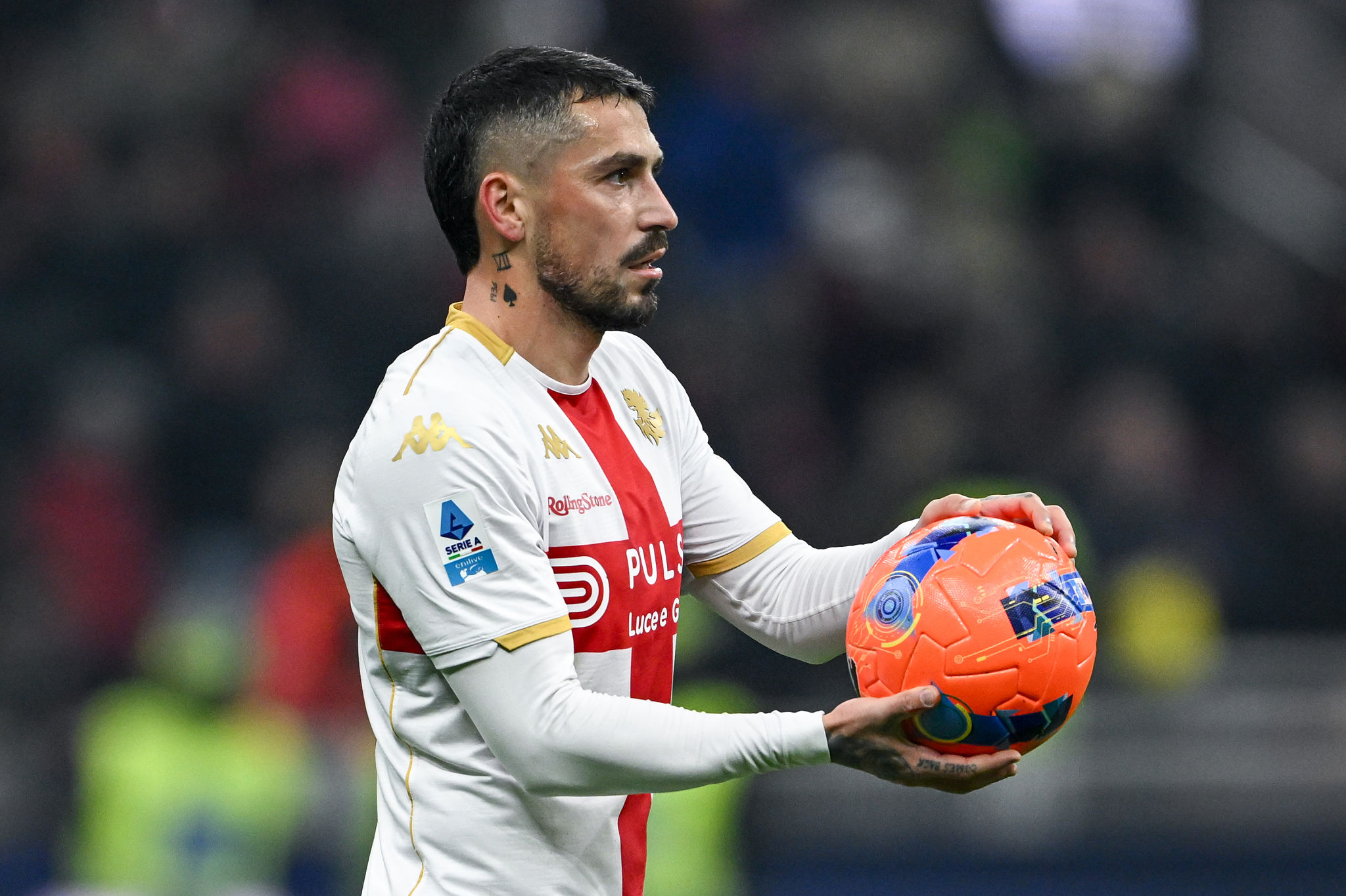 Stanciu verso la rescissione con il Genoa: si valuta la fine del rapporto