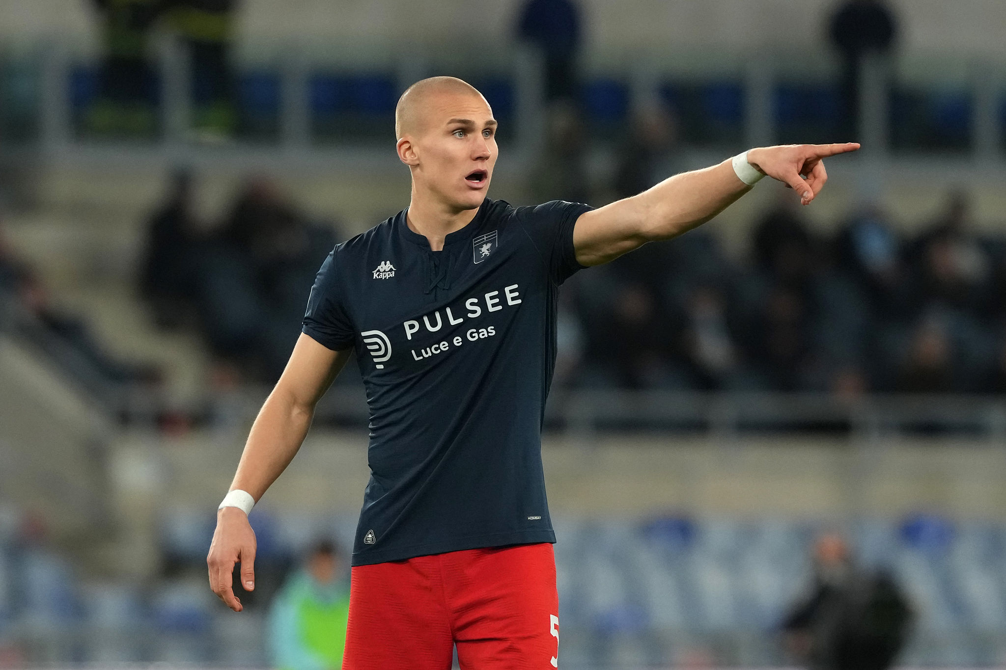 Riscatto anticipato per Ostigard, il Genoa si assicura il difensore a metà prezzo