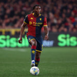 Norton-Cuffy, problema al flessore: il Genoa valuta le condizioni