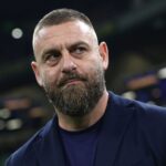 Genoa a San Siro senza tifosi: De Rossi cerca punti contro un'Inter ferita