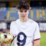 De Rossi chiama il giovane Cozzolino: chi è il bomber classe 2009 al primo allenamento con i grandi