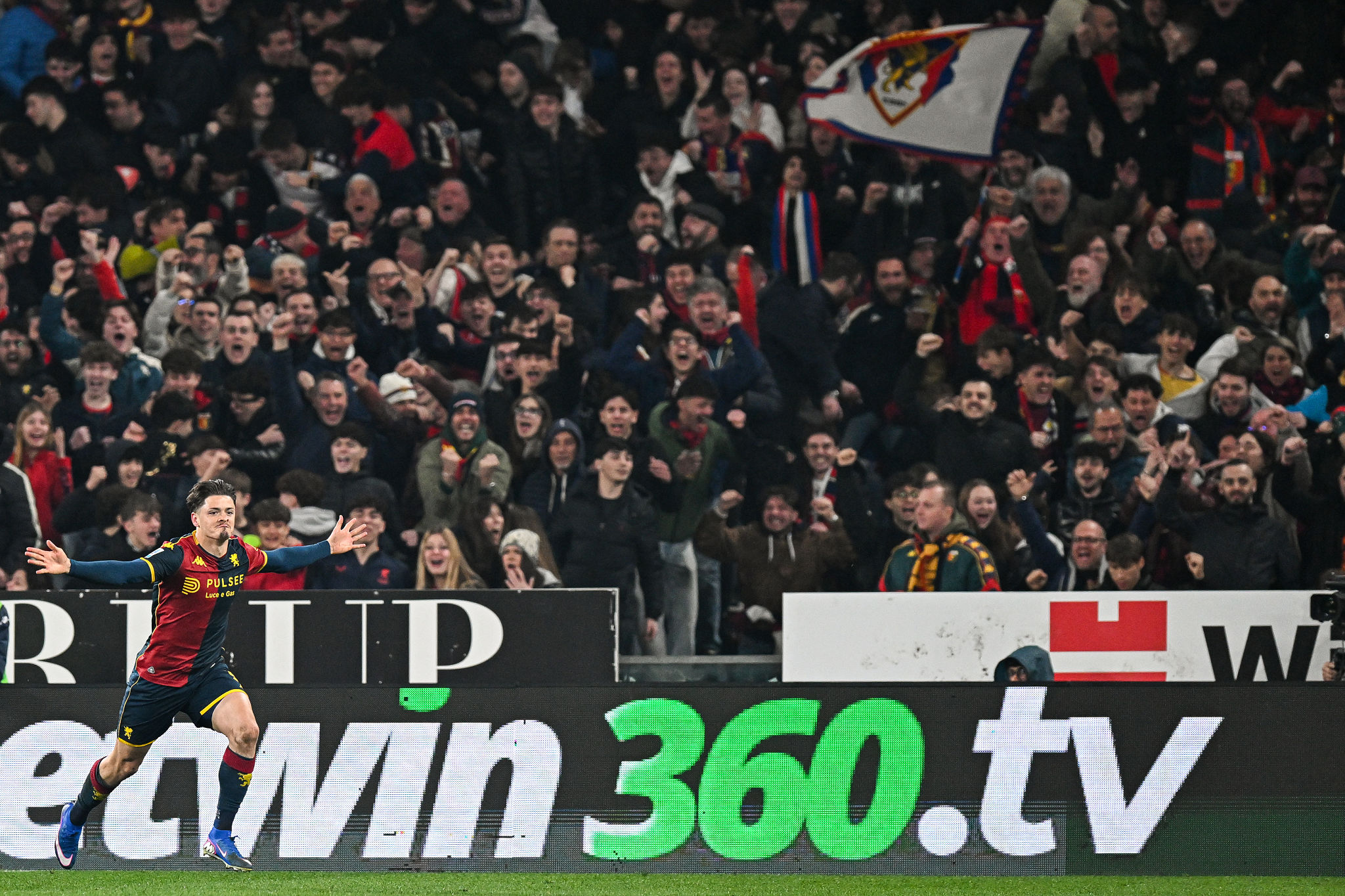 Genoa, una maglia per l'ambiente: la sfida ai tifosi sulla raccolta differenziata