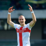 Di Canio accusa: "Mancava un rosso a Malen contro il Genoa, nessuno ne parla"