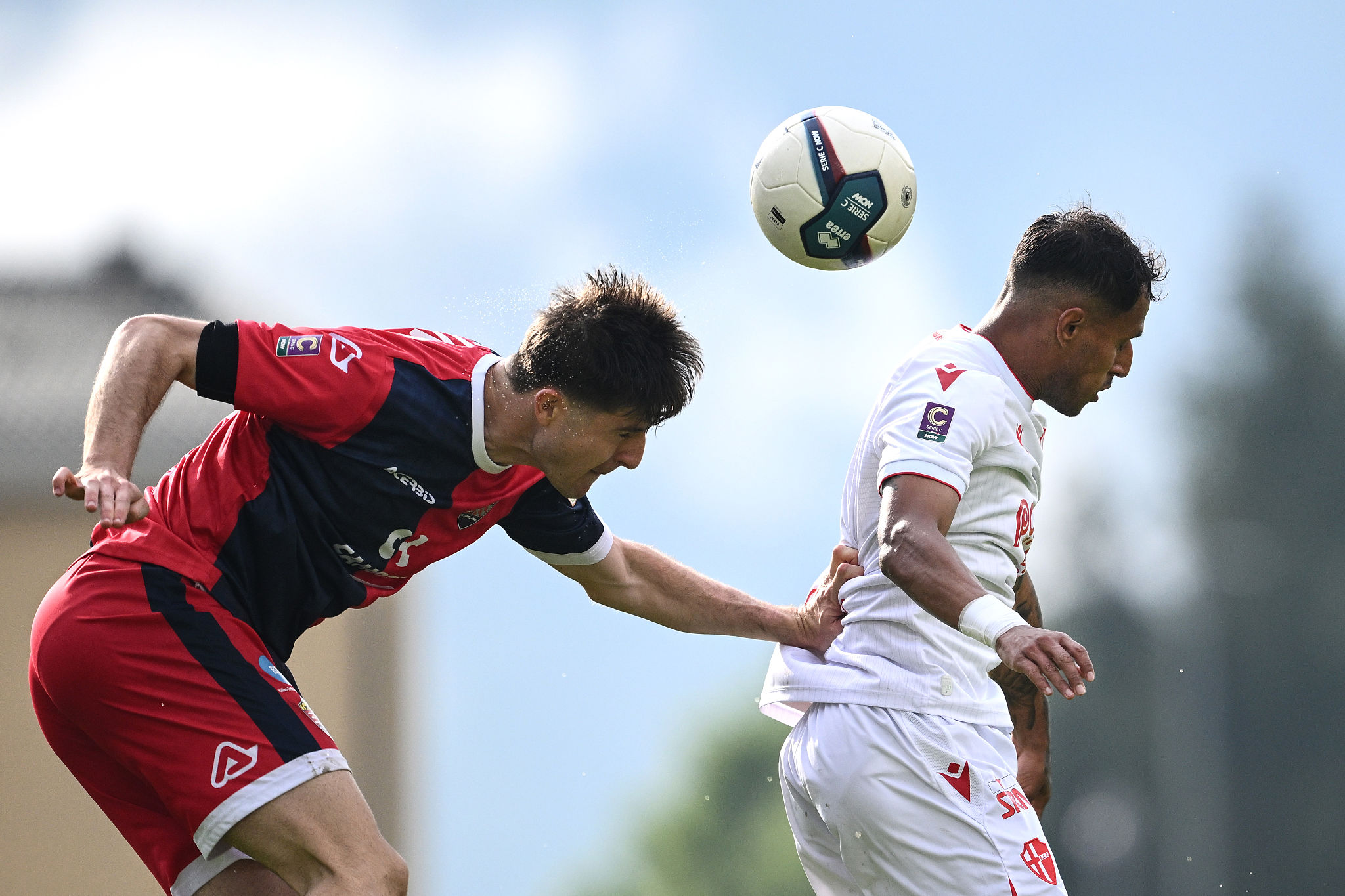 Pittino, gioia e amarezza: primo gol e rosso per il difensore di proprietà del Genoa