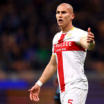 Ostigard sfida Svilar, la rivincita del difensore del Genoa contro il 'pugile' della Roma