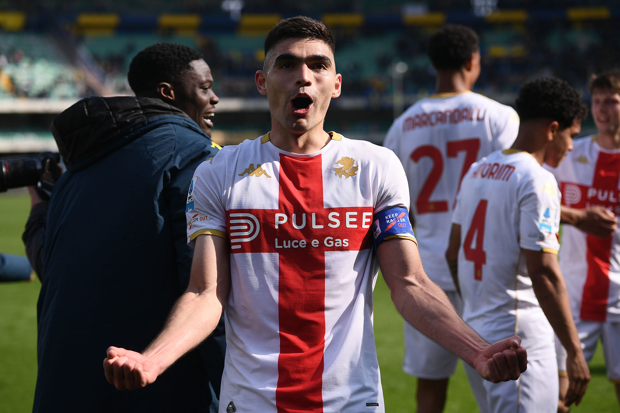 Vasquez lancia il Genoa: “Non smettiamo mai di sognare”