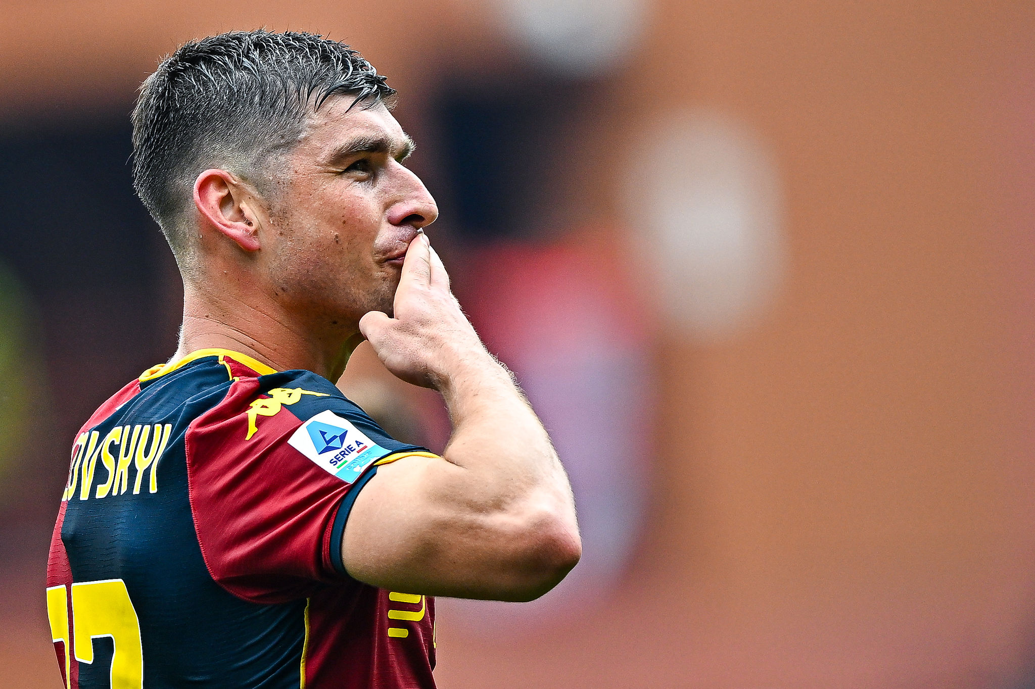 Martin rinnova, Malinovskyi in dubbio: il Genoa tra conferme e cessioni