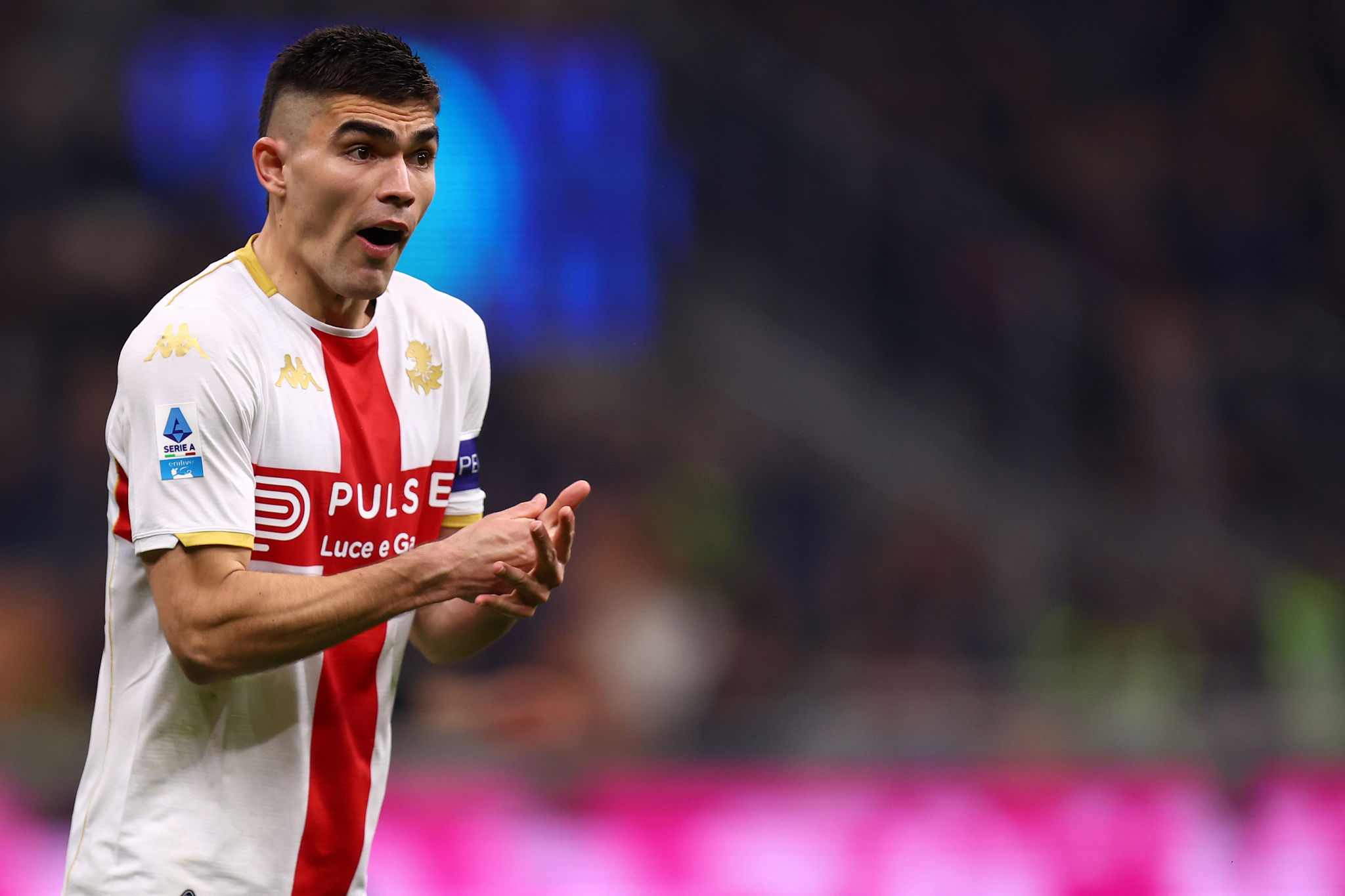 Vasquez torna in gruppo, ma l’infermeria del Genoa non si svuota. Il punto