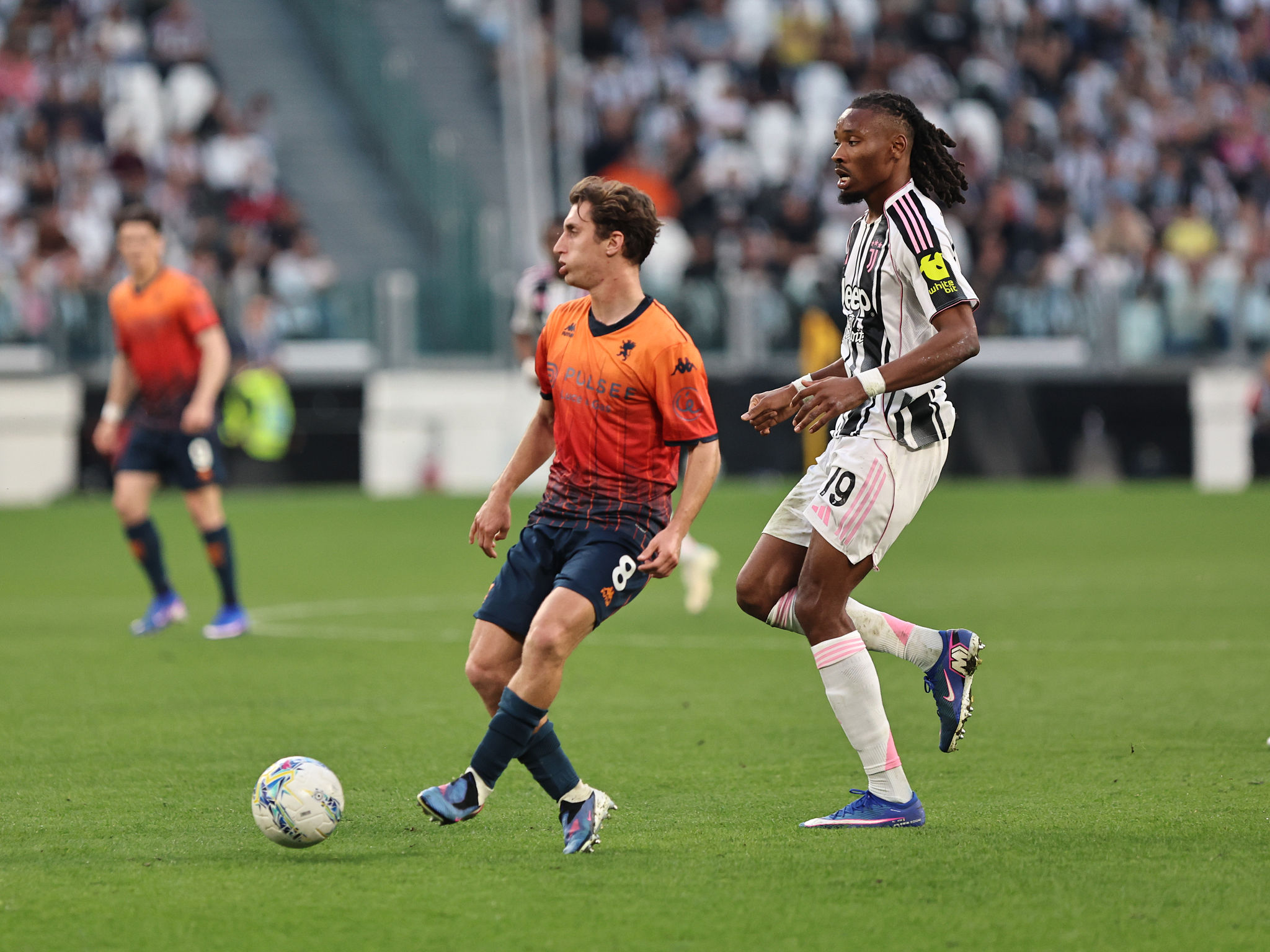 Gol di Bremer convalidato, la spiegazione di Massa a Colombo: «Non protestare»