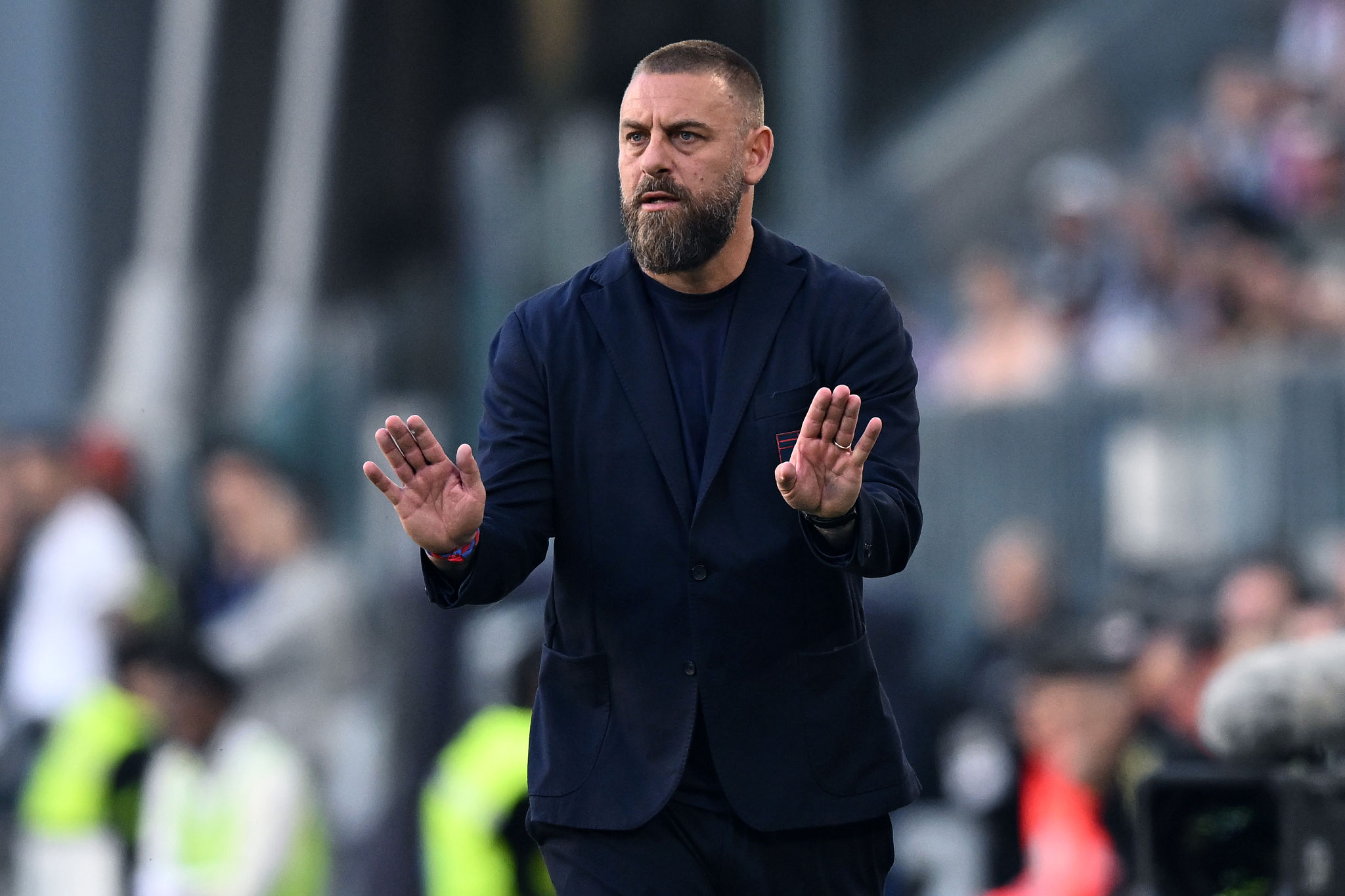 De Rossi studia le alternative, tre giocatori in dubbio per il Sassuolo