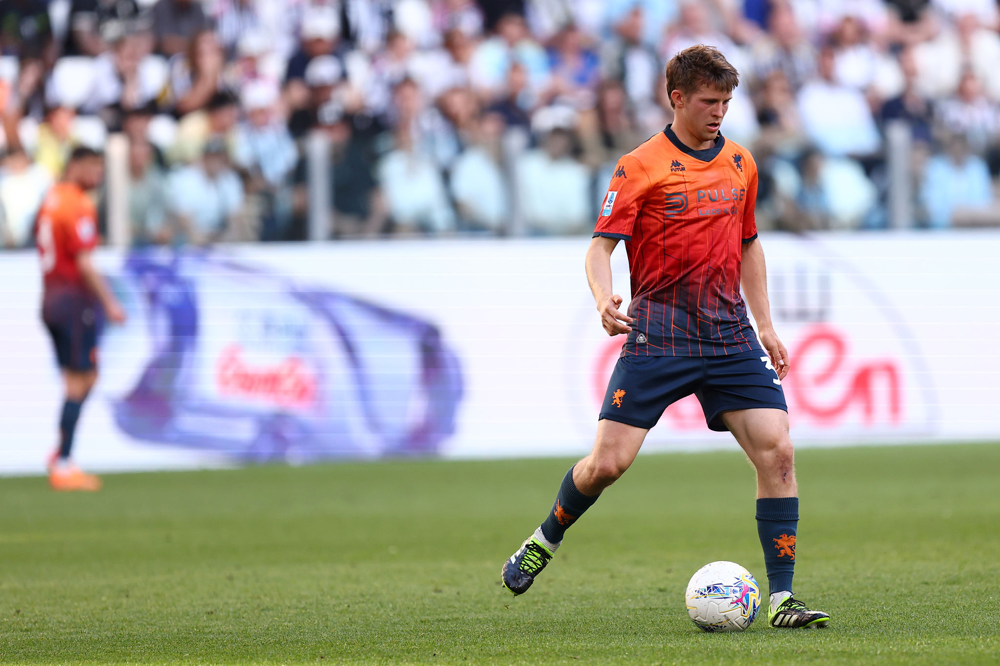 Frendrup spegne 25 candeline: da Holbæk al cuore della difesa del Genoa