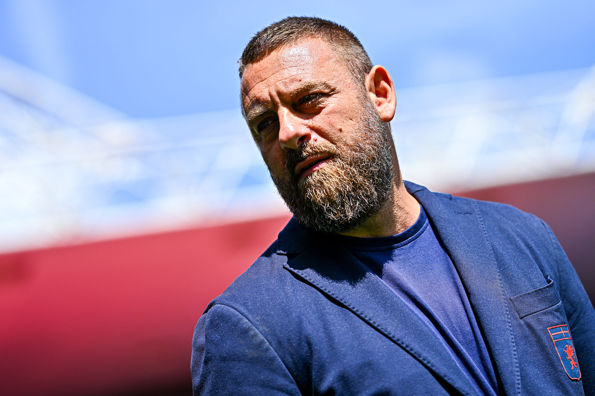 De Rossi disegna il Genoa del futuro: la parola d'ordine è continuità con un occhio ai giovani