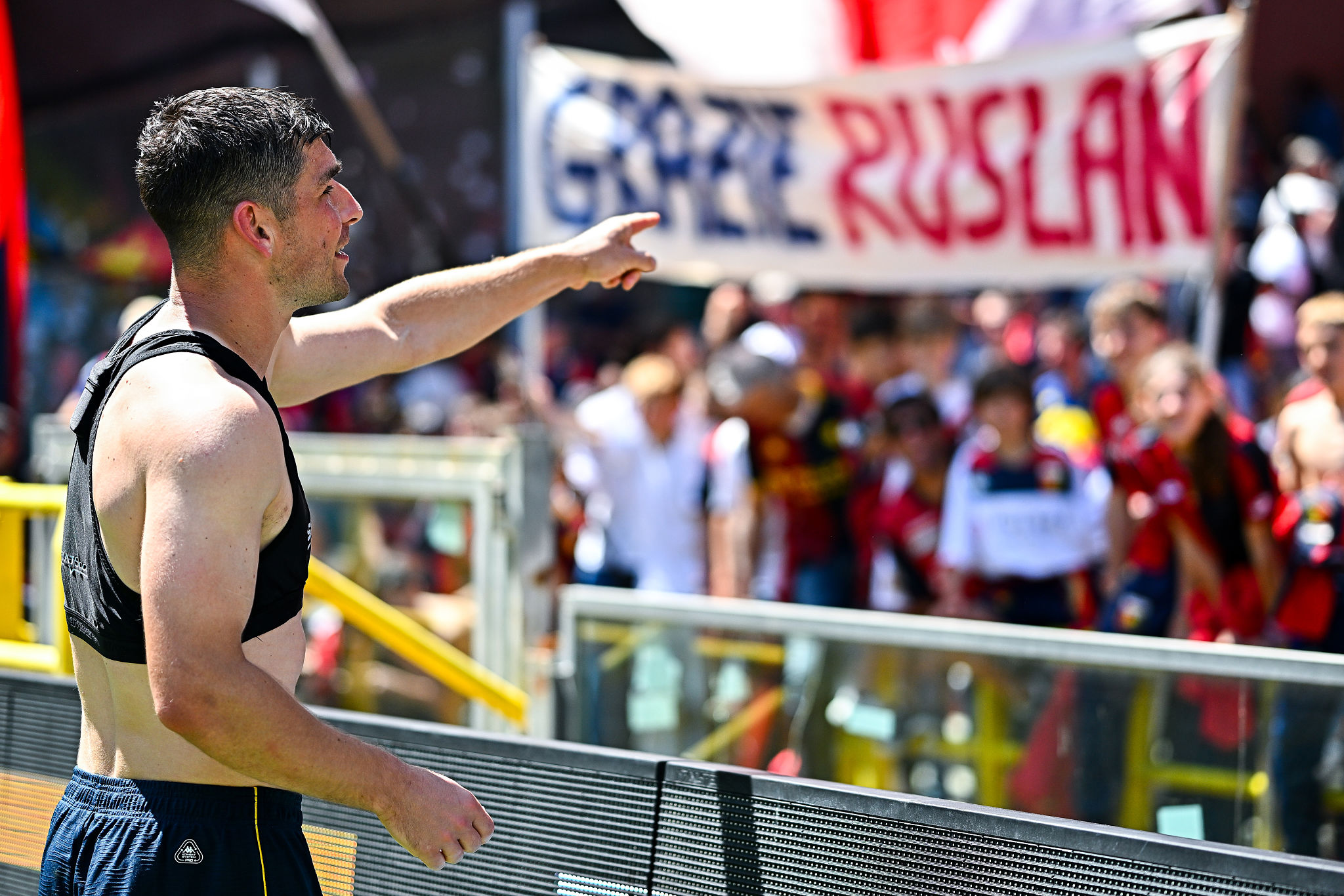 Malinovskyi saluta il Genoa: "De Rossi può aprire un ciclo, mi avete fatto piangere"