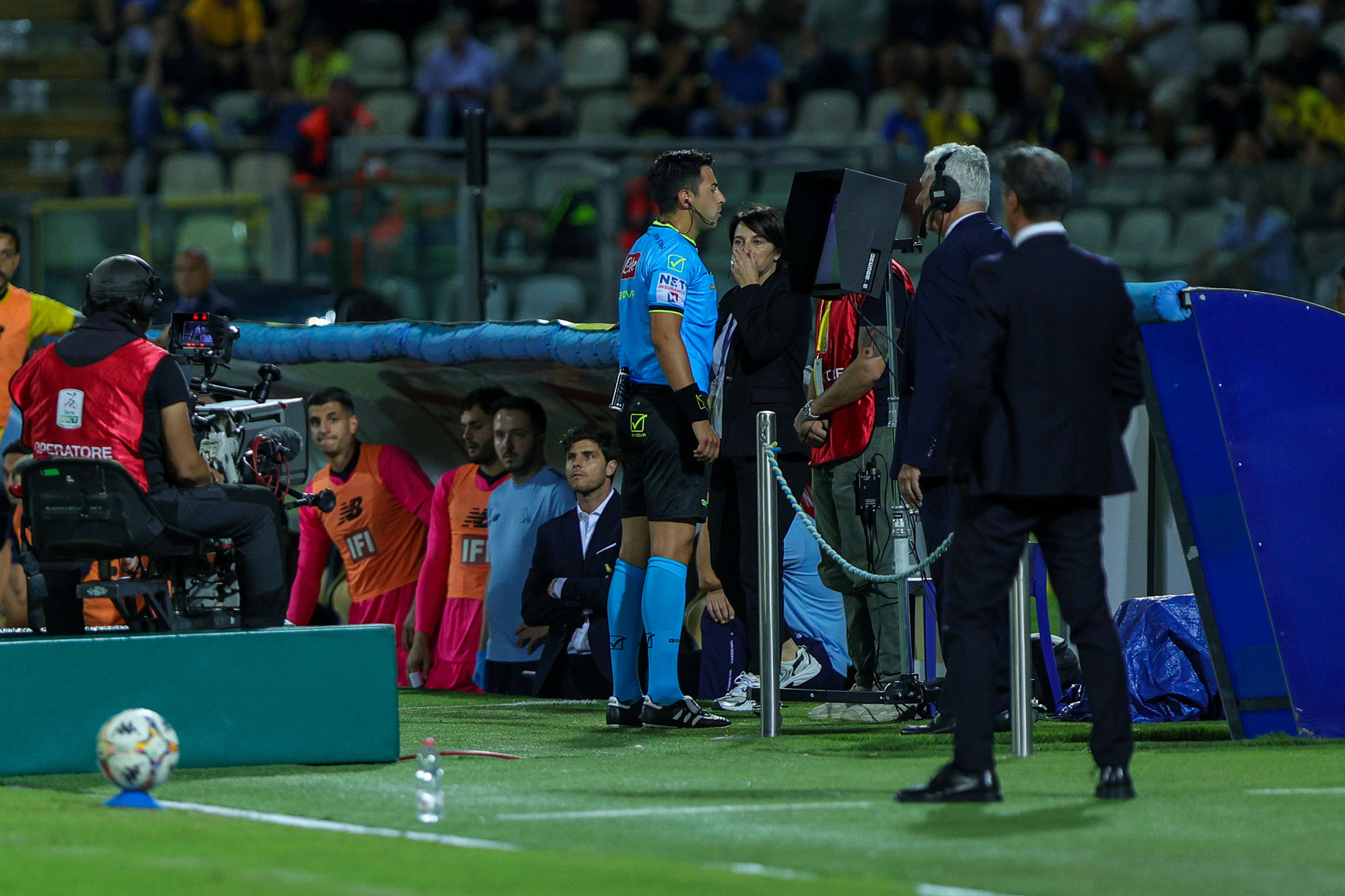 Fiorentina-Genoa: arbitra Massimi. Ecco la squadra arbitrale