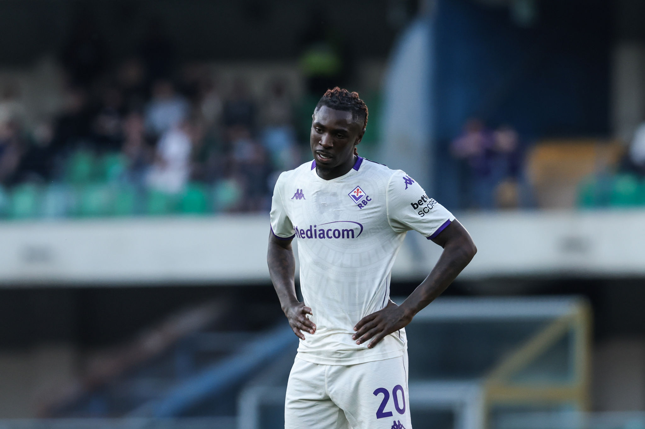 Kean torna ad allenarsi, ma la sua presenza contro il Genoa resta in bilico