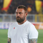 Genoa, motori accesi per la nuova stagione: mercato al via, De Rossi studia la rosa