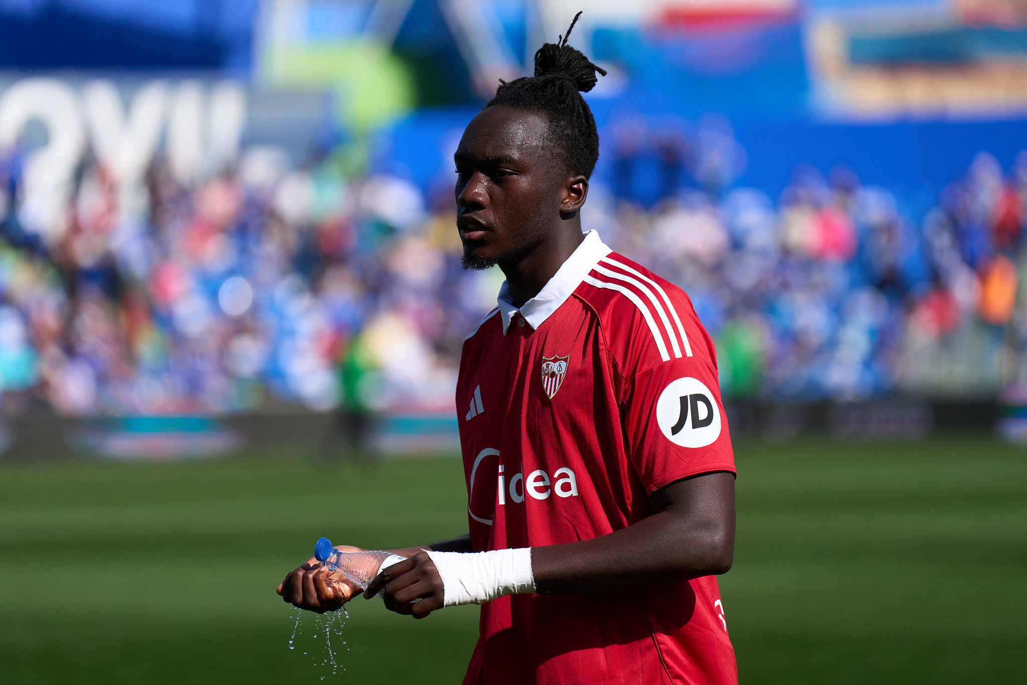 Genoa, fisico e centimetri per il centrocampo: si valuta Batista Mendy