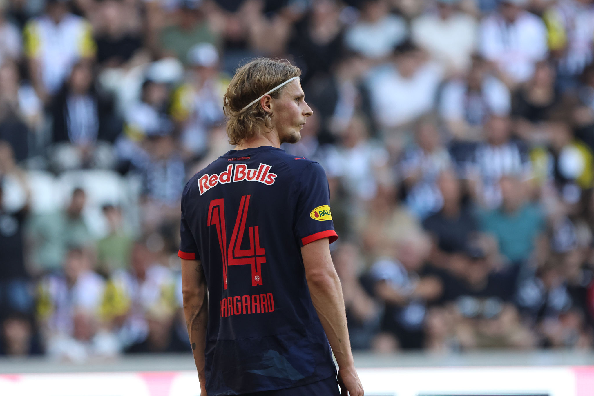 Genoa, idea Kjaergaard per il centrocampo: si segue il talento del Salisburgo