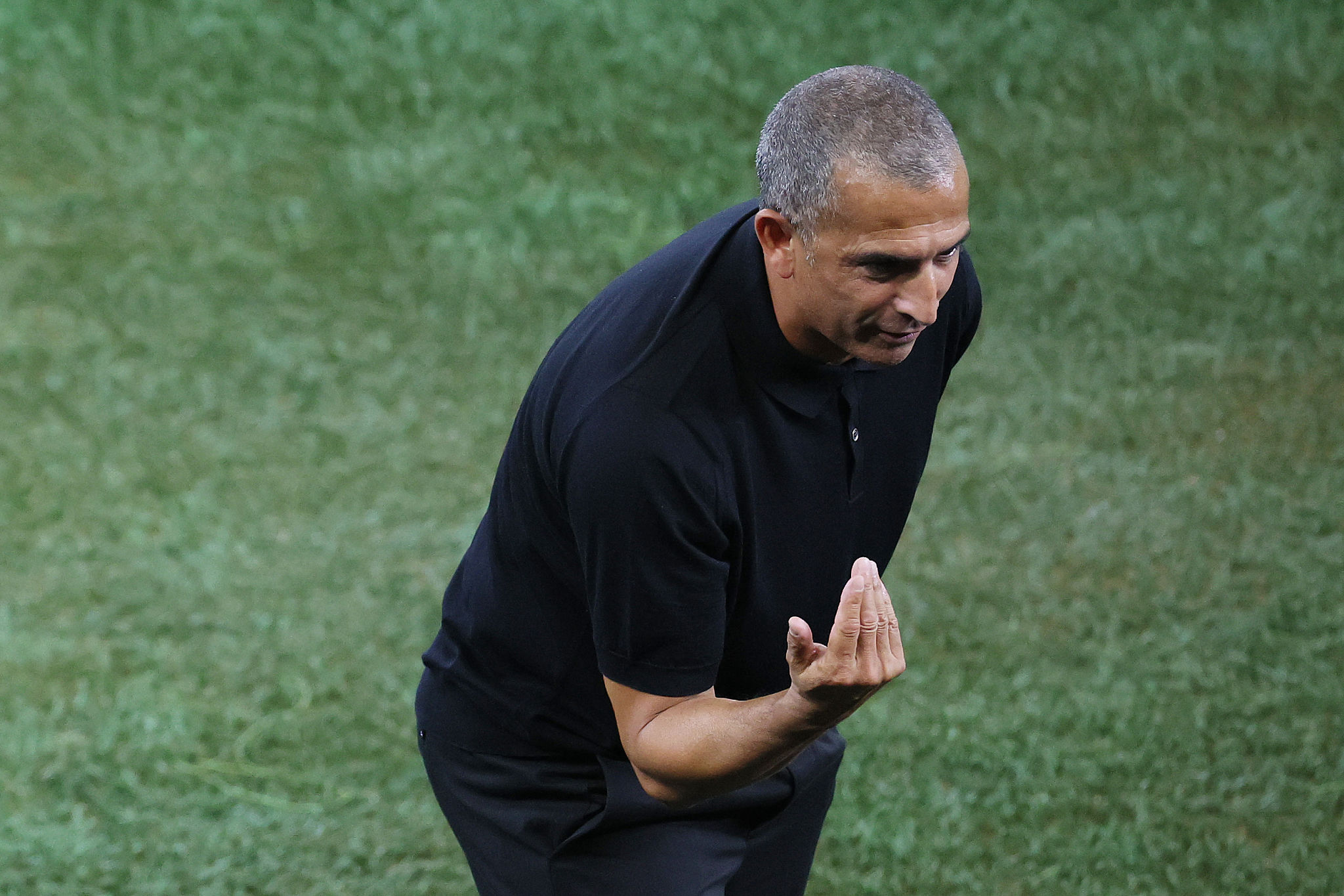 Crollo mondiale per la Tunisia, esonerato l'ex centrocampista del Genoa Sabri Lamouchi