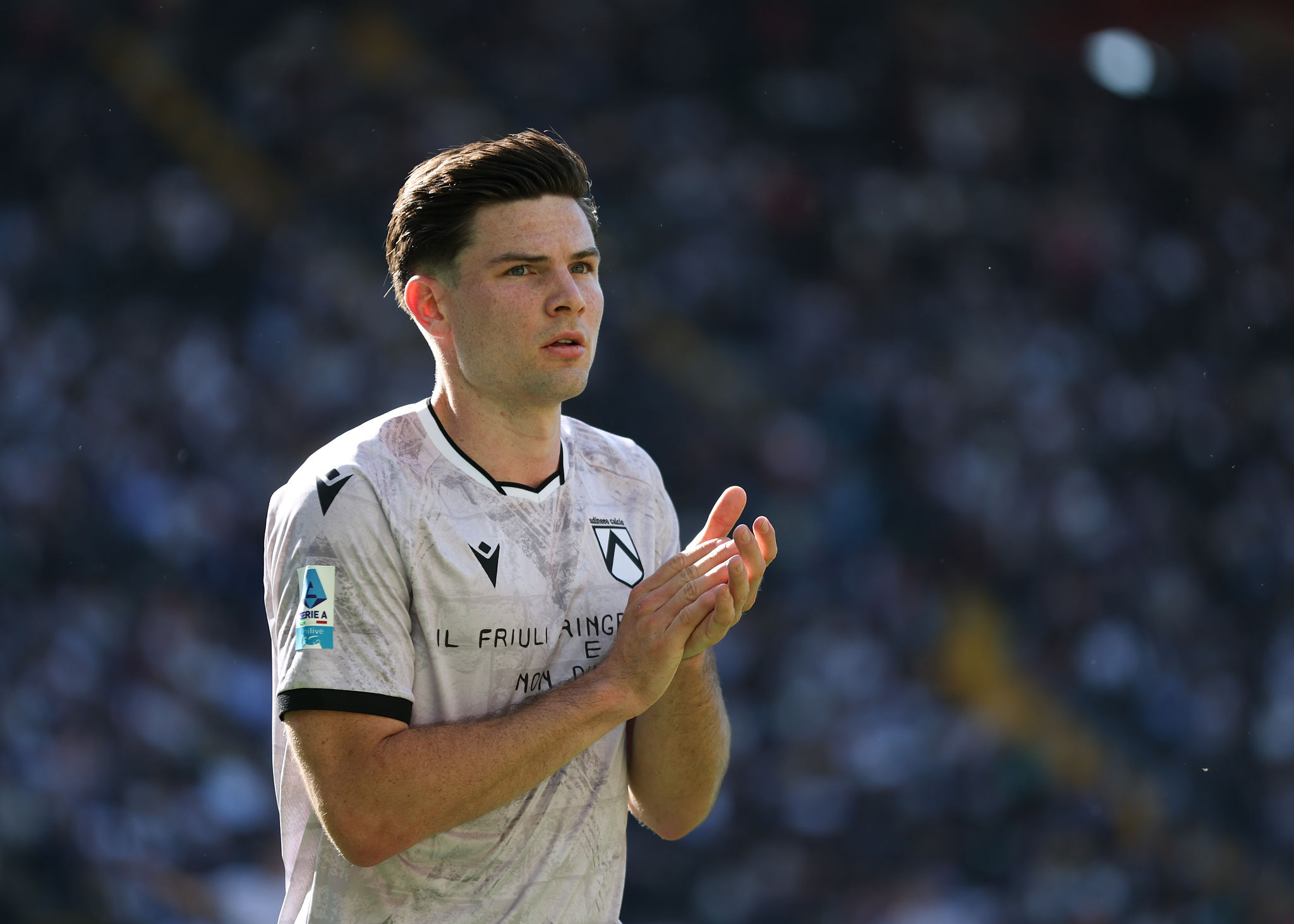 Ekkelenkamp, l'Udinese fissa il prezzo: il Genoa sfida la Fiorentina per il centrocampista