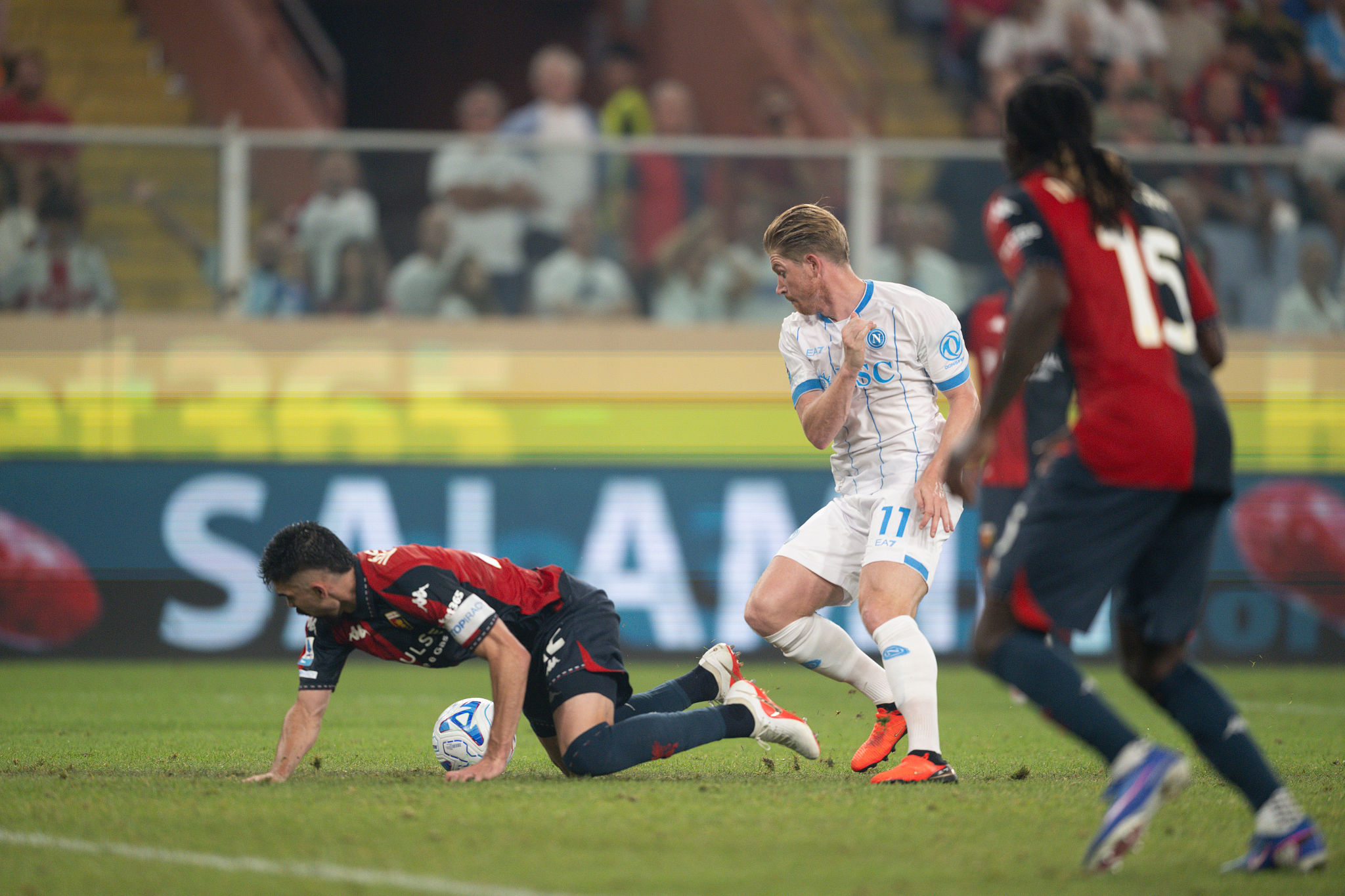 Genoa-Napoli, anche Ryanair interviene sul caso del gol contestato: il post diventa virale