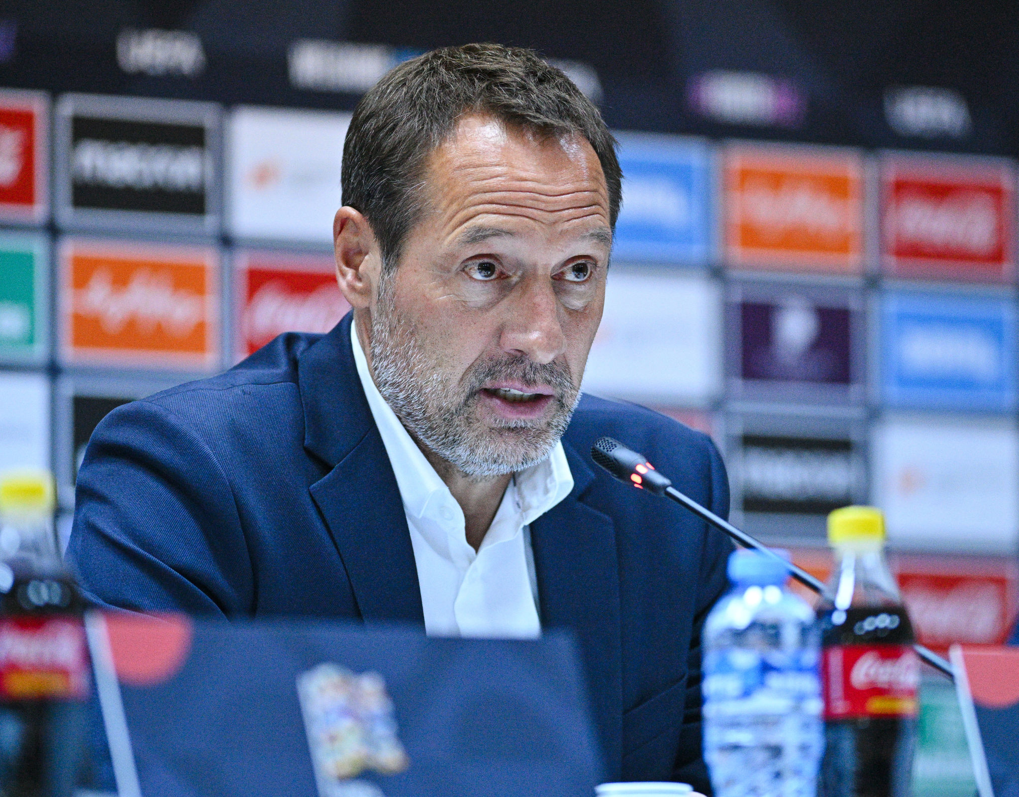 Genoa, l’ex van ’t Schip riparte dalla Nazionale: è il nuovo ct del Kazakistan