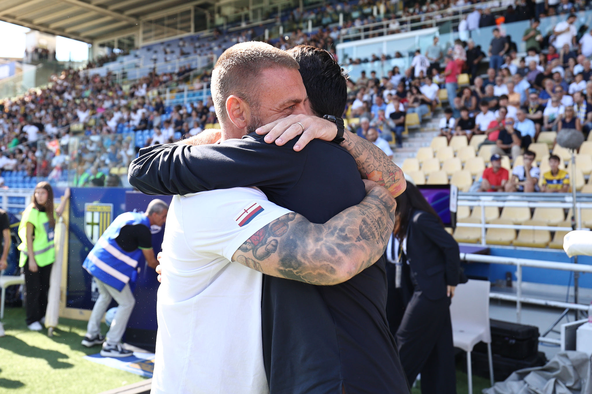De Rossi, il mister del Genoa diventa una serie tv: la sua storia in ‘Radici’